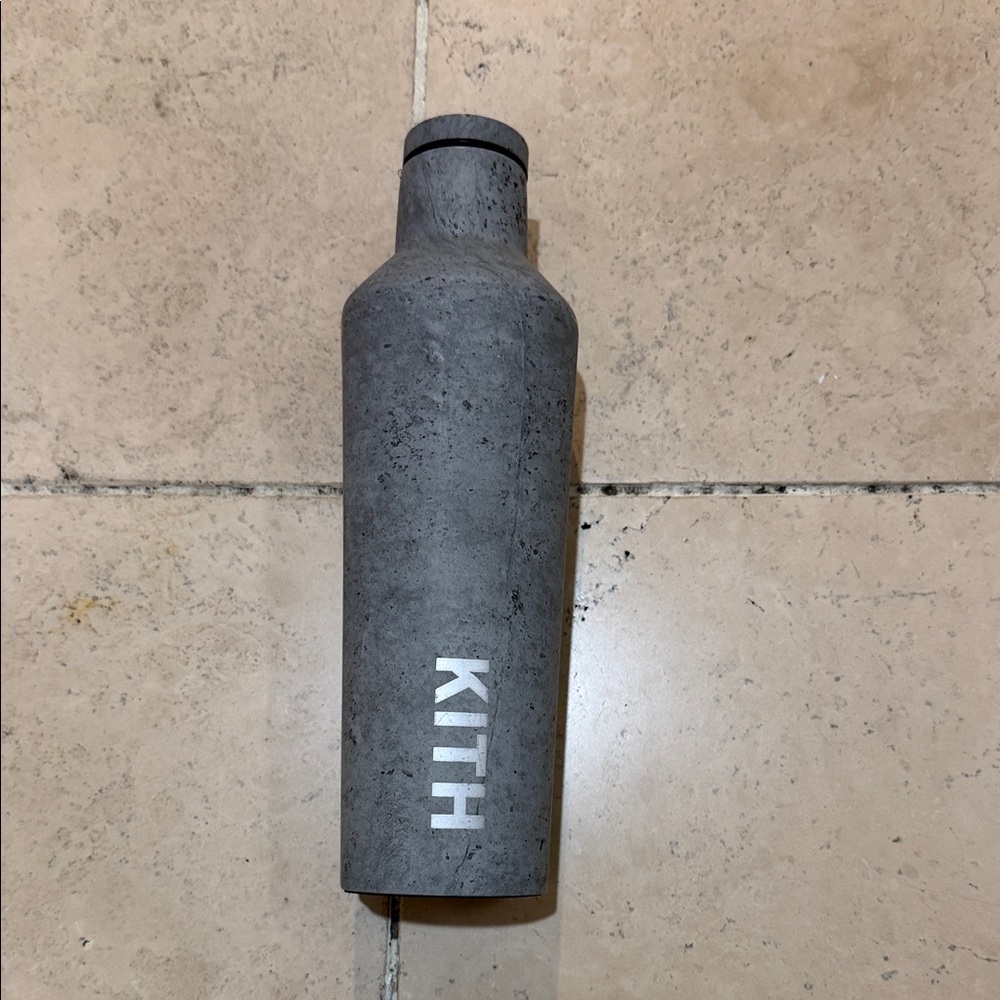 Kith x CORKCICLE 16oz Charcoal Bottle with White Logo